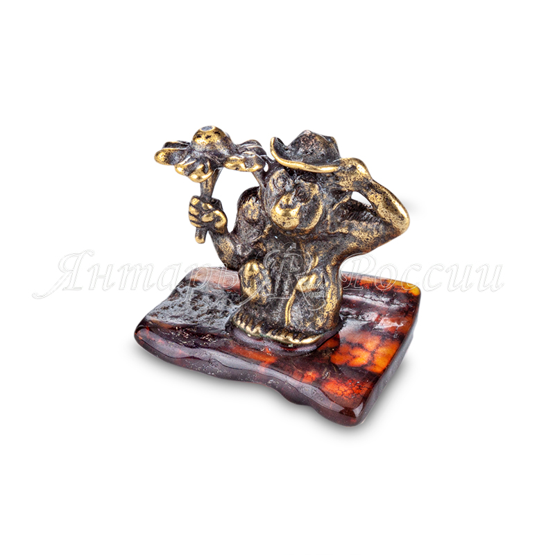 Обезьяна с цветком Латунь, янтарь
